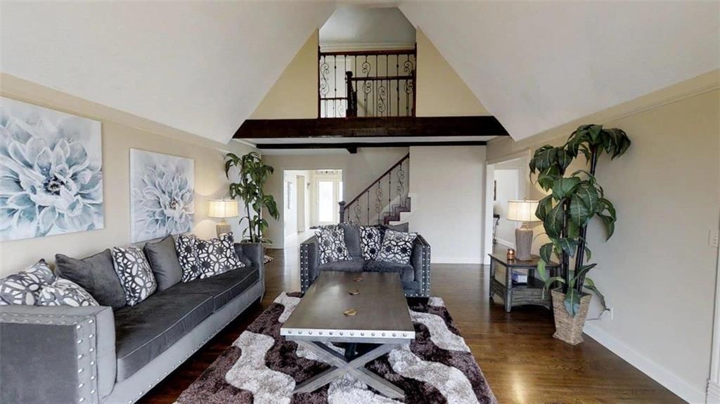 4019 NW Claymont Drive — photo 11
