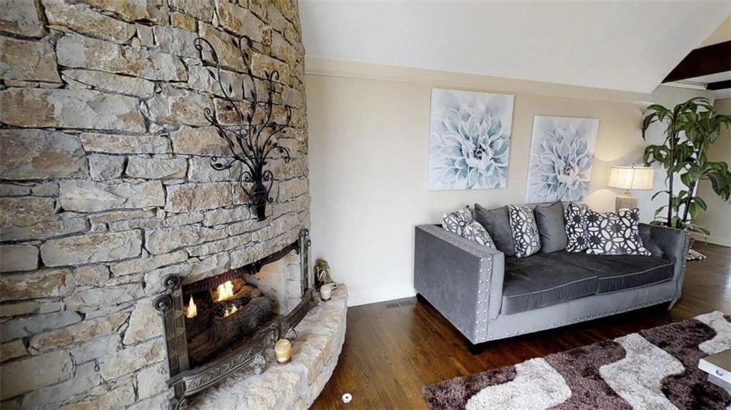 4019 NW Claymont Drive — photo 10