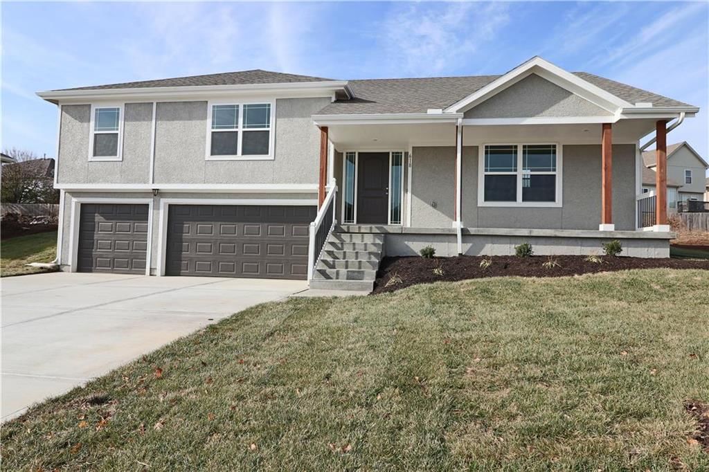 618 Johnston Parkway — photo 2
