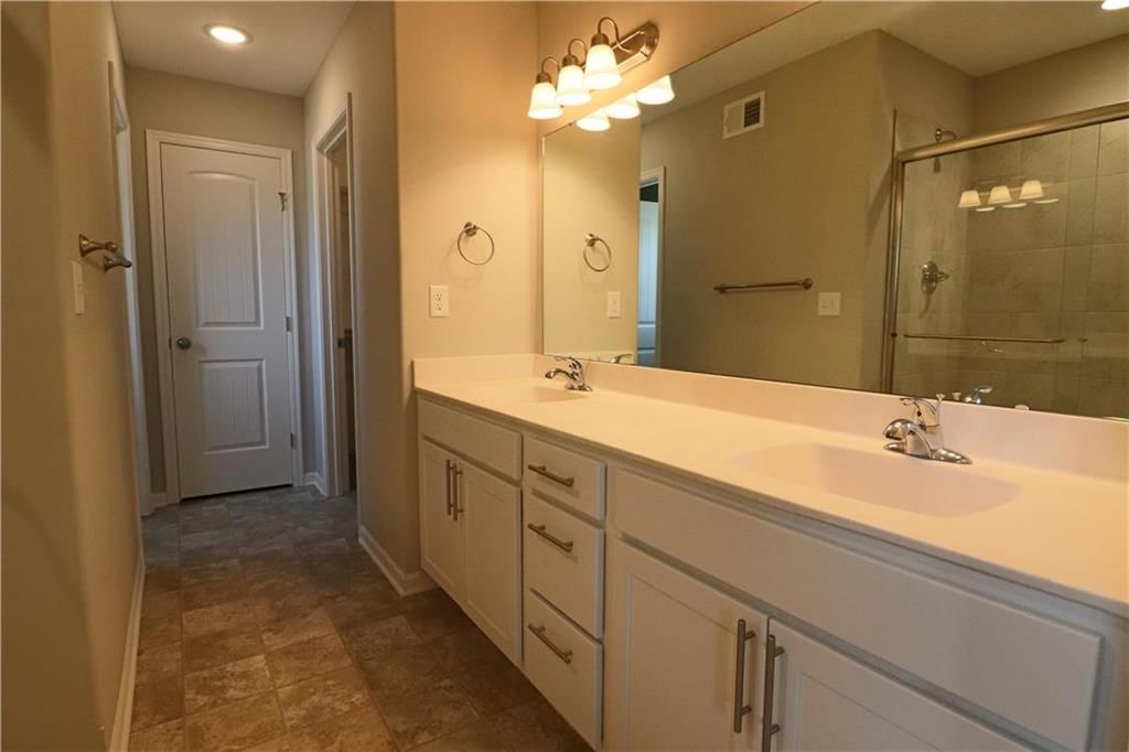 618 Johnston Parkway — photo 16