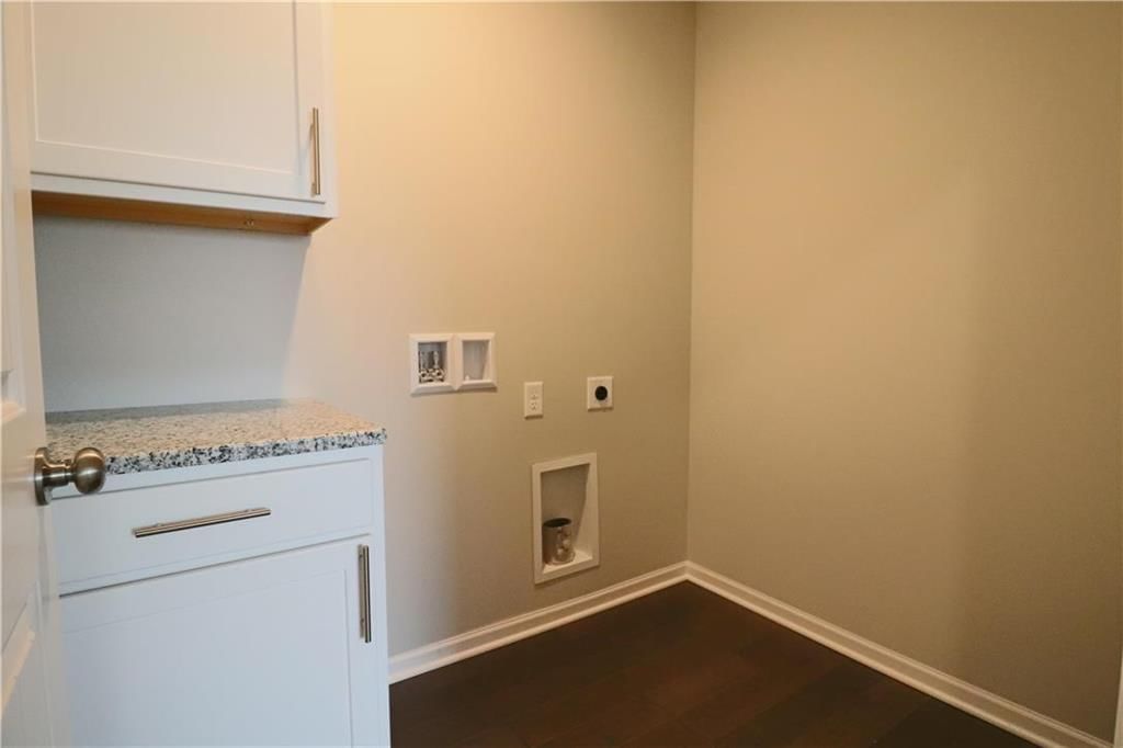 618 Johnston Parkway — photo 24