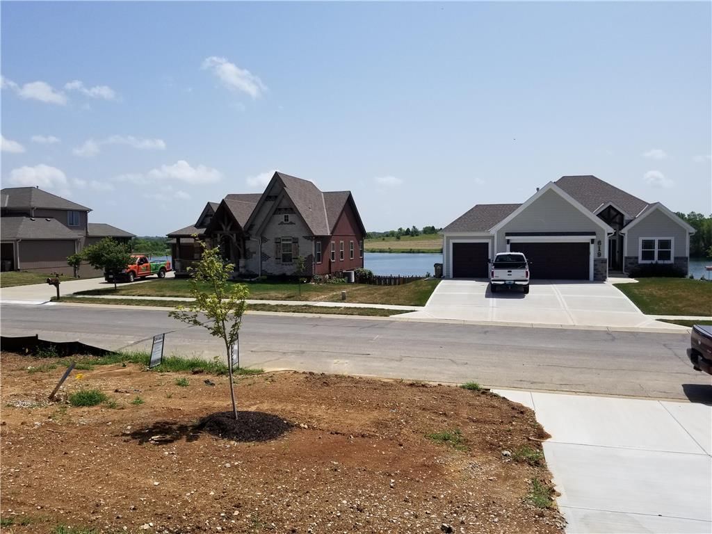 618 Johnston Parkway — photo 4