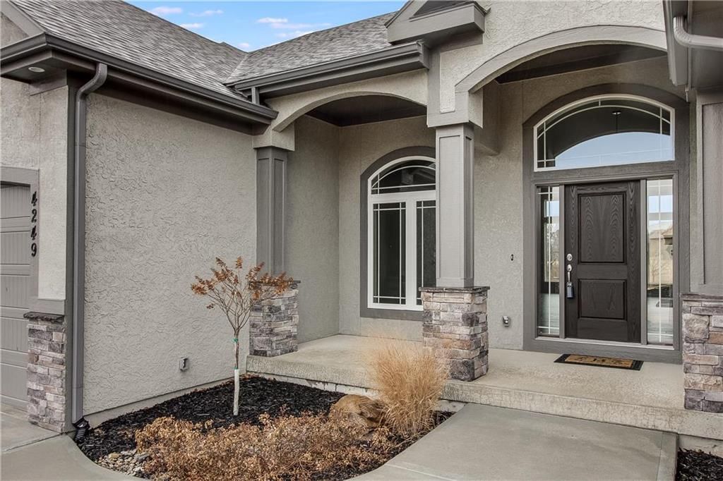 4249 S Stone Canyon Drive — photo 5