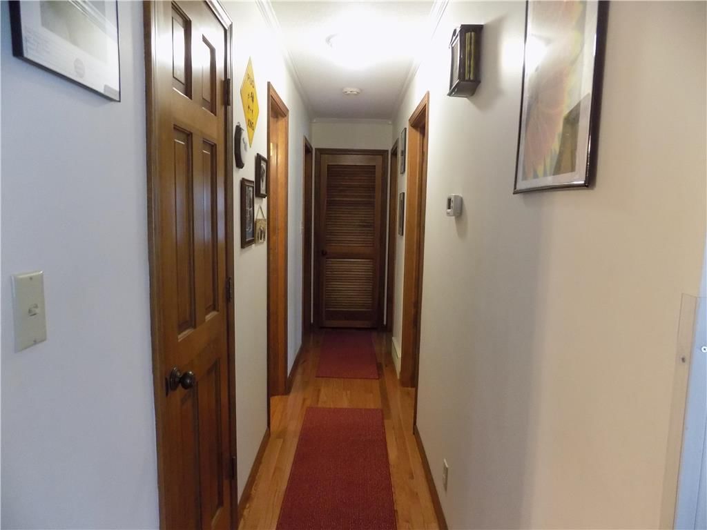 2900 Tonganoxie Drive — photo 18