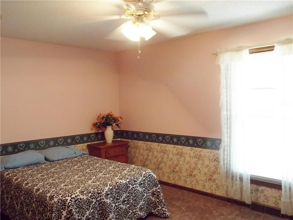 25212 Lone Pine Drive — photo 19