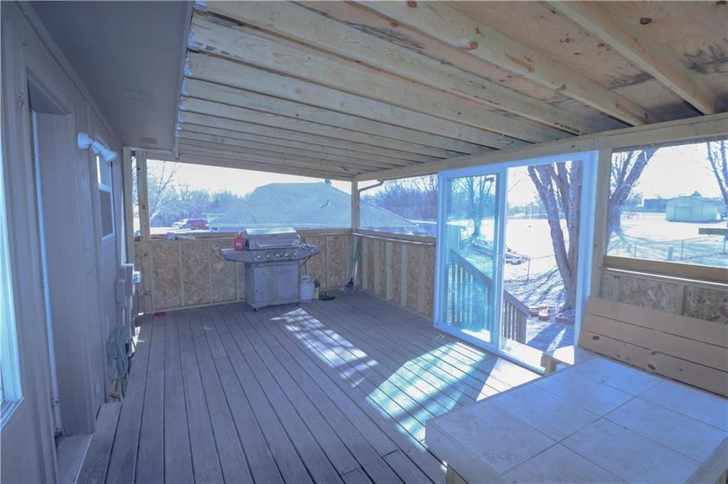 307 E 17th Street — photo 21