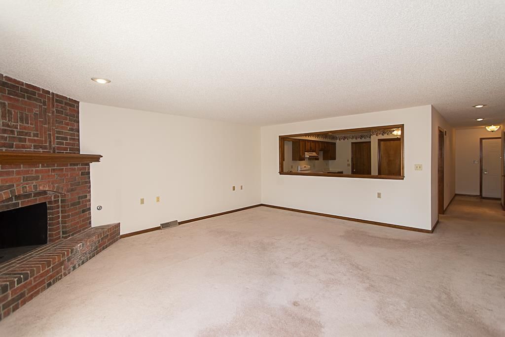 12049 Earnshaw Street — photo 7