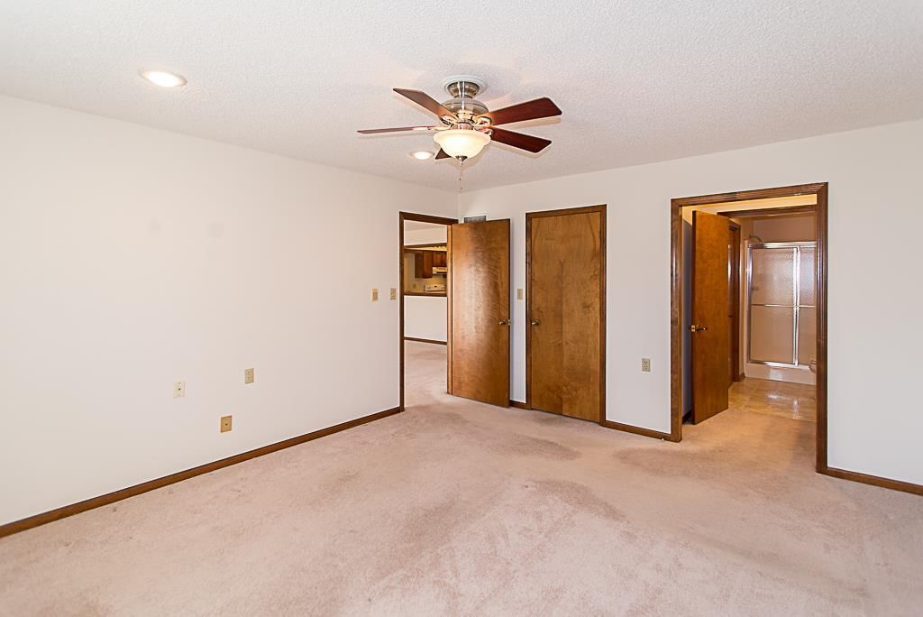 12049 Earnshaw Street — photo 9