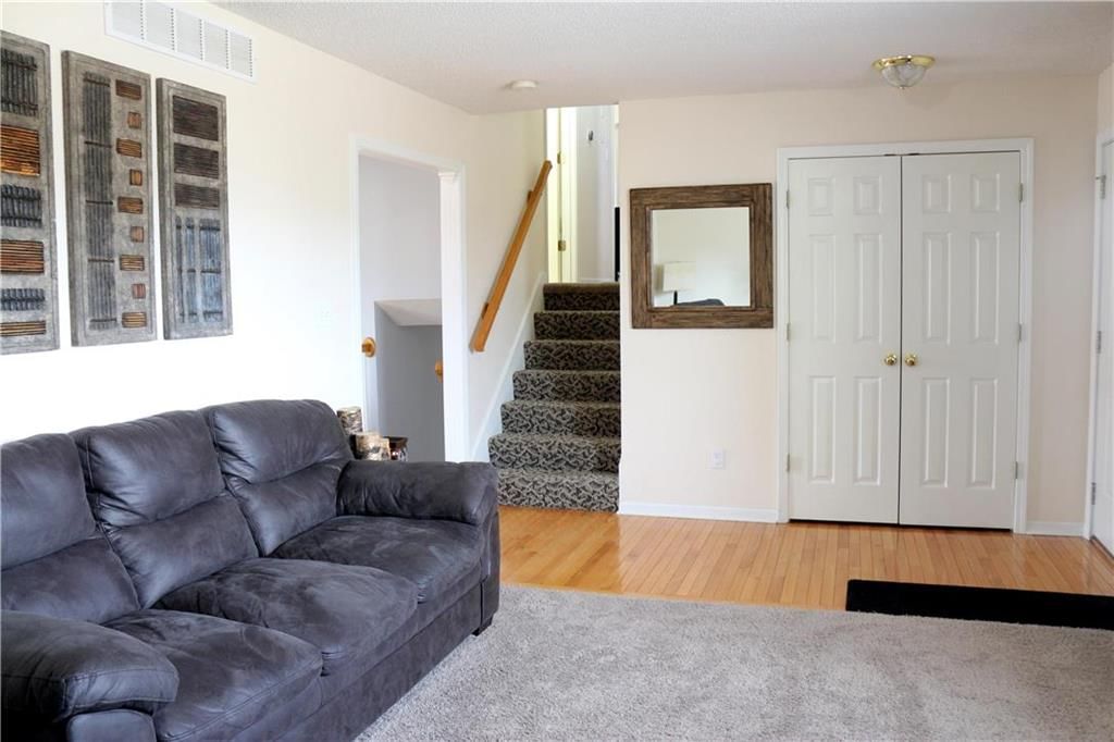 11401 N WYANDOTTE Street — photo 4