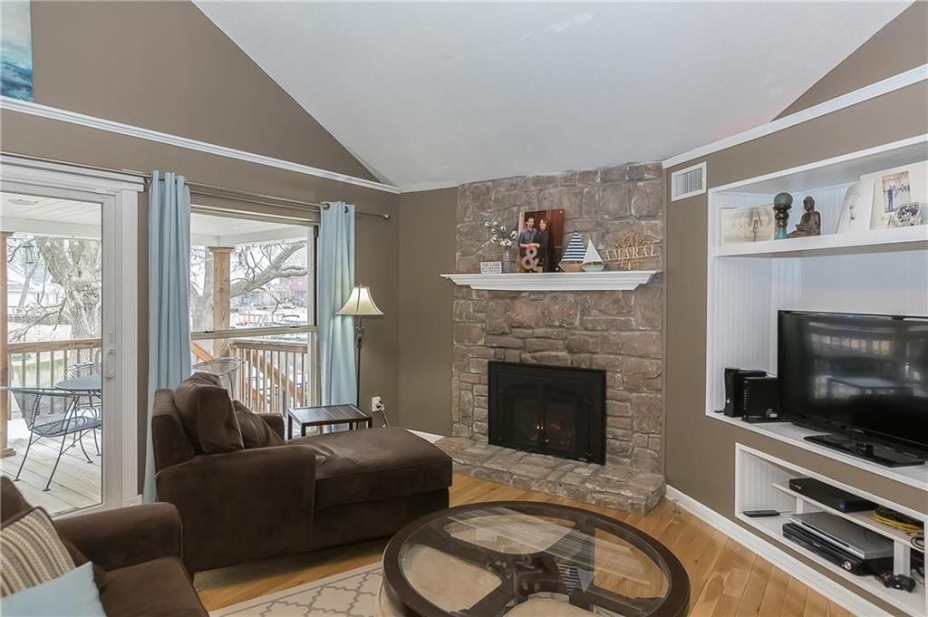 58 Beach Drive — photo 6