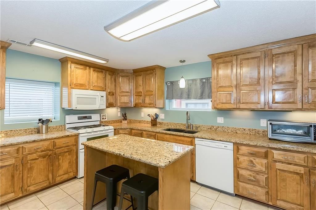58 Beach Drive — photo 10