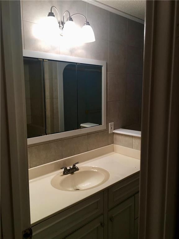 413 NE DUNCAN Road — photo 10
