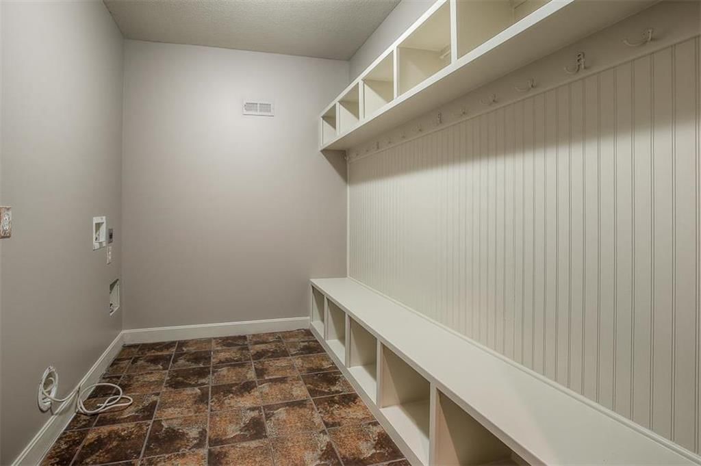 22512 W 58th Street — photo 12