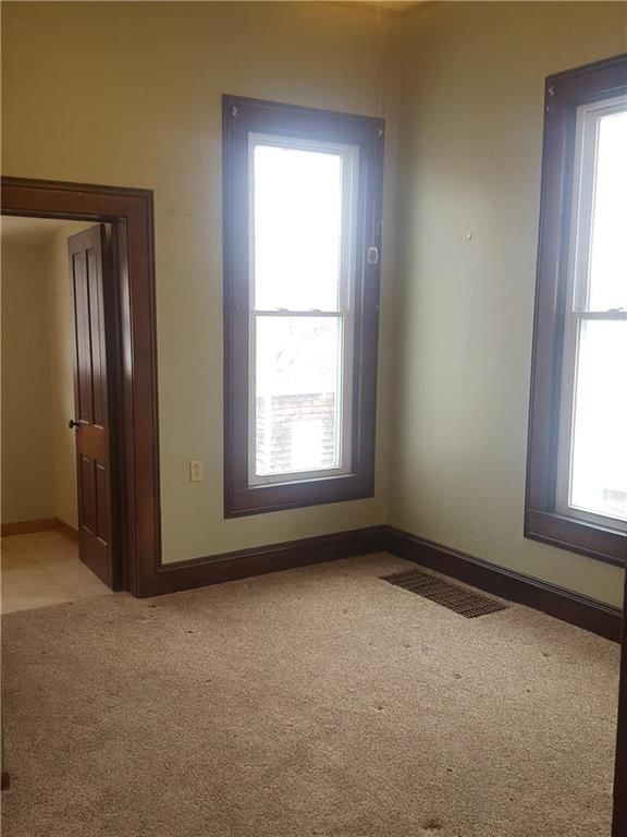 738 Walnut Street — photo 15