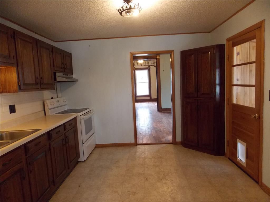 738 Walnut Street — photo 10