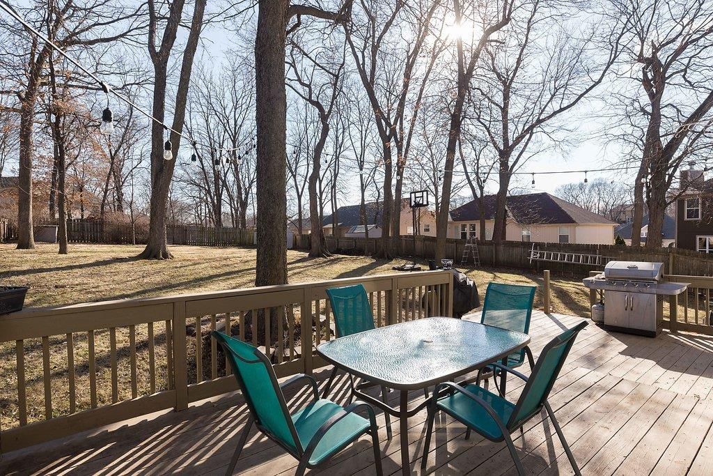 1405 NE Bluff Street — photo 24