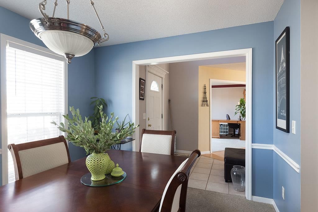 1405 NE Bluff Street — photo 4