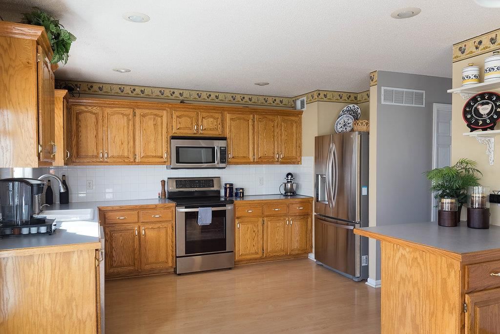 1405 NE Bluff Street — photo 7