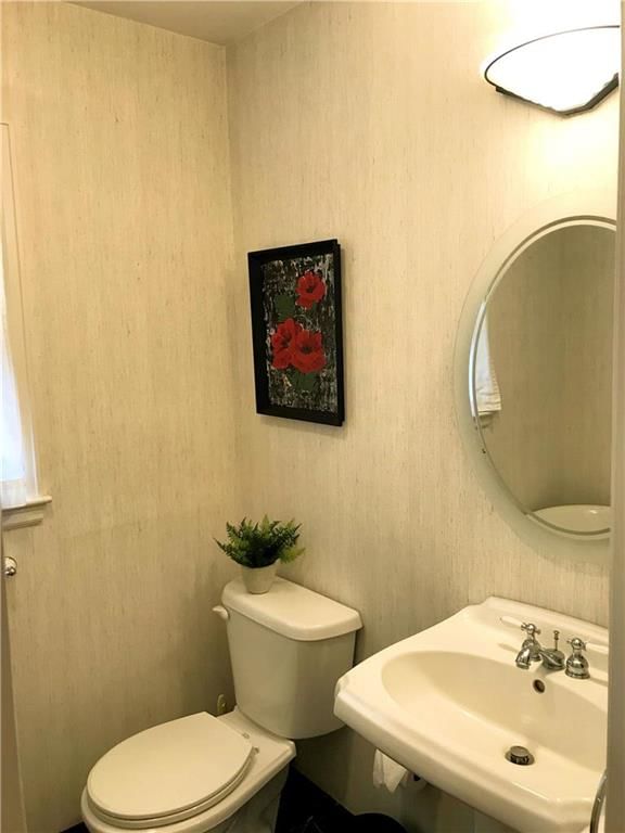 9824 Glenwood Street — photo 16
