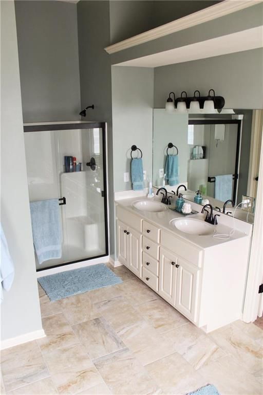538 E Meadowlark Court — photo 11
