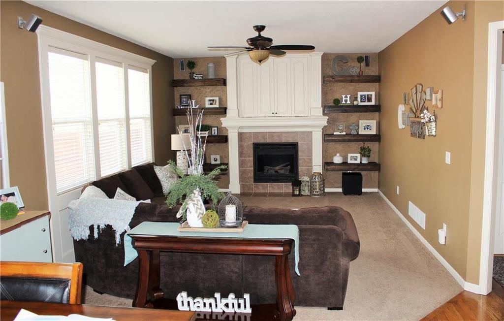 538 E Meadowlark Court — photo 6