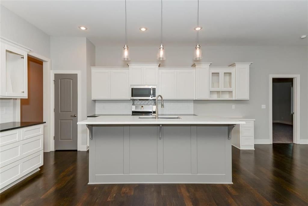 18310 Canton Street — photo 8