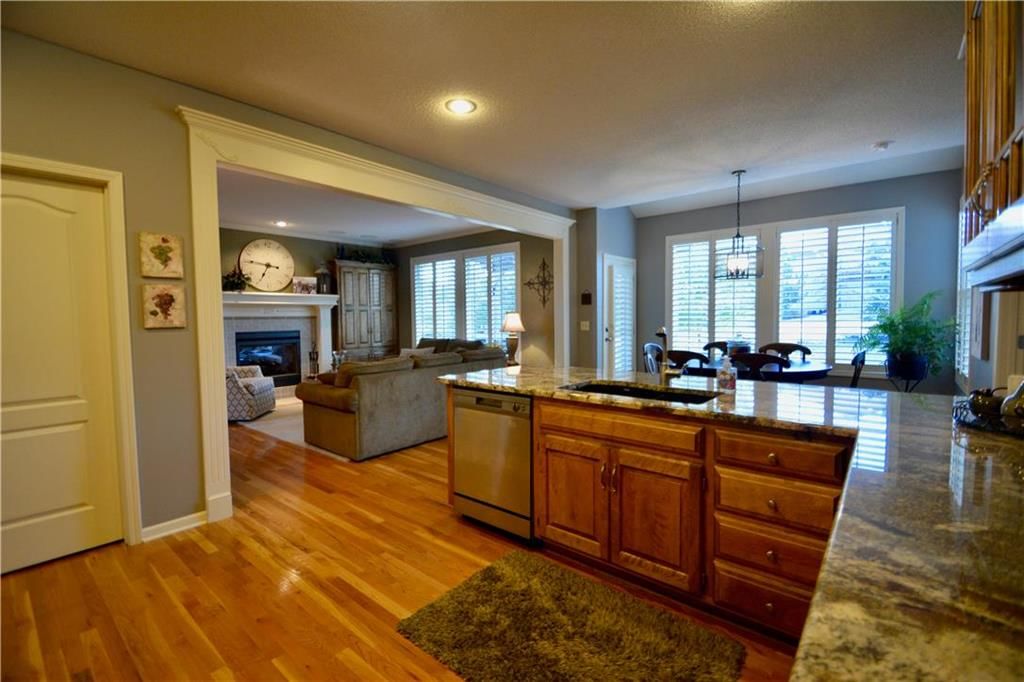10903 W 144th Terrace — photo 8
