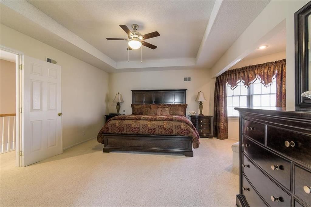 5406 W 140th Street — photo 12
