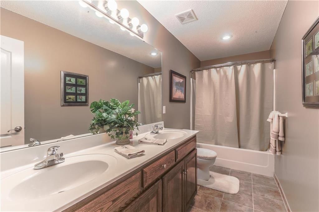 4110 NE 82nd Street — photo 14