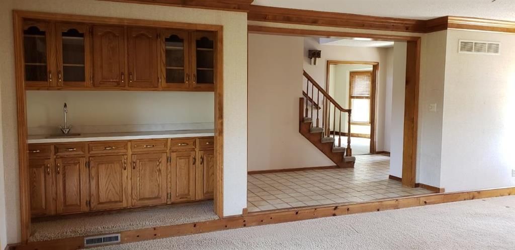 17850 Goddard Street — photo 8