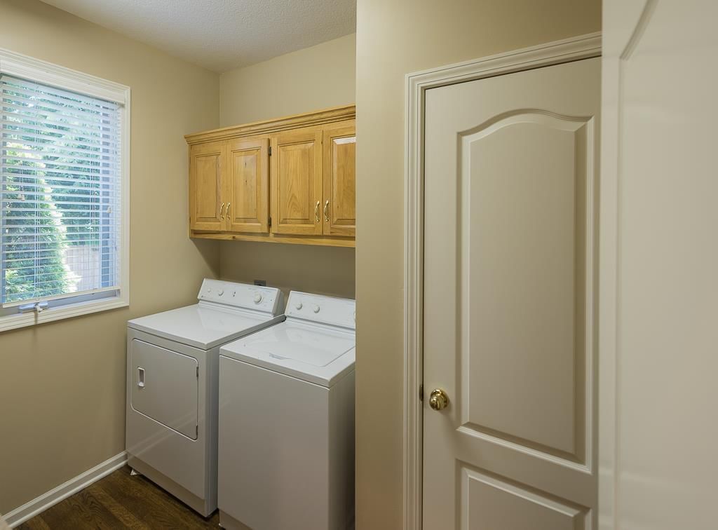 14604 Carter Street — photo 16