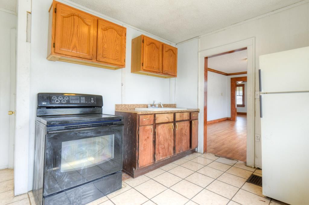 3632 INDIANA Avenue — photo 9