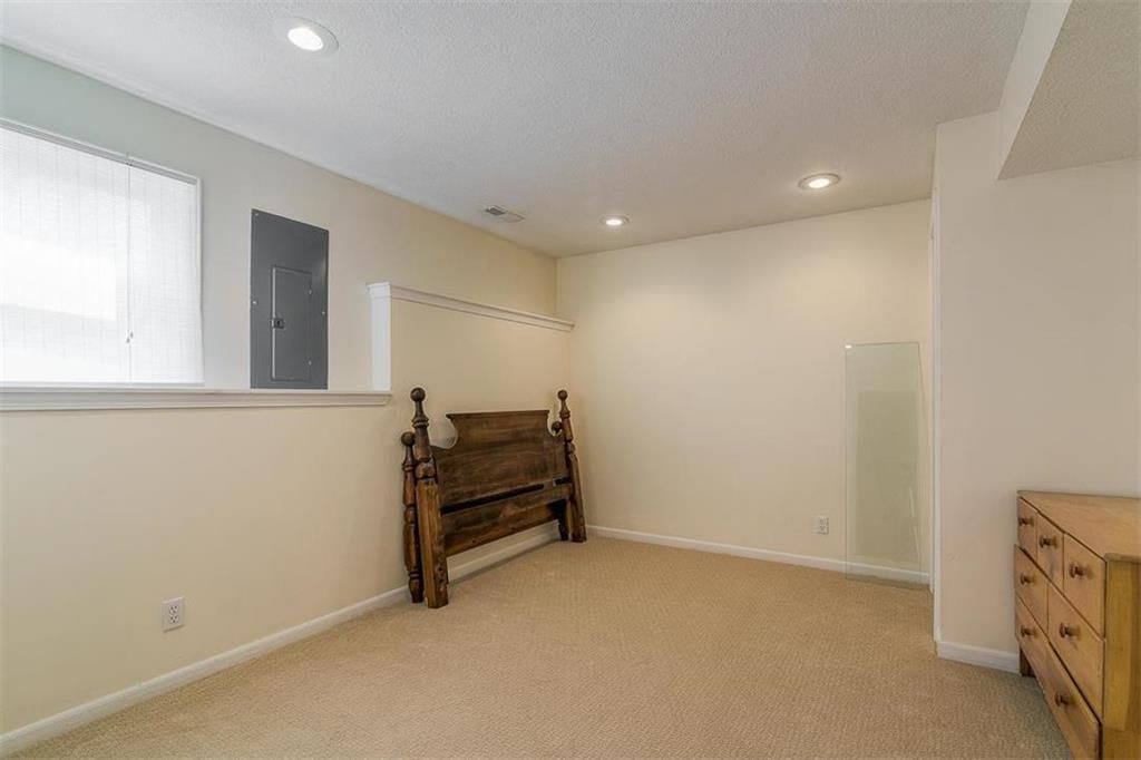 707 W Wea Street — photo 17