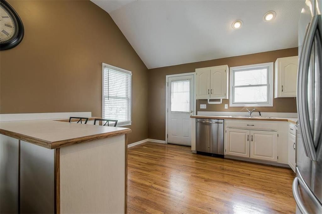 707 W Wea Street — photo 5