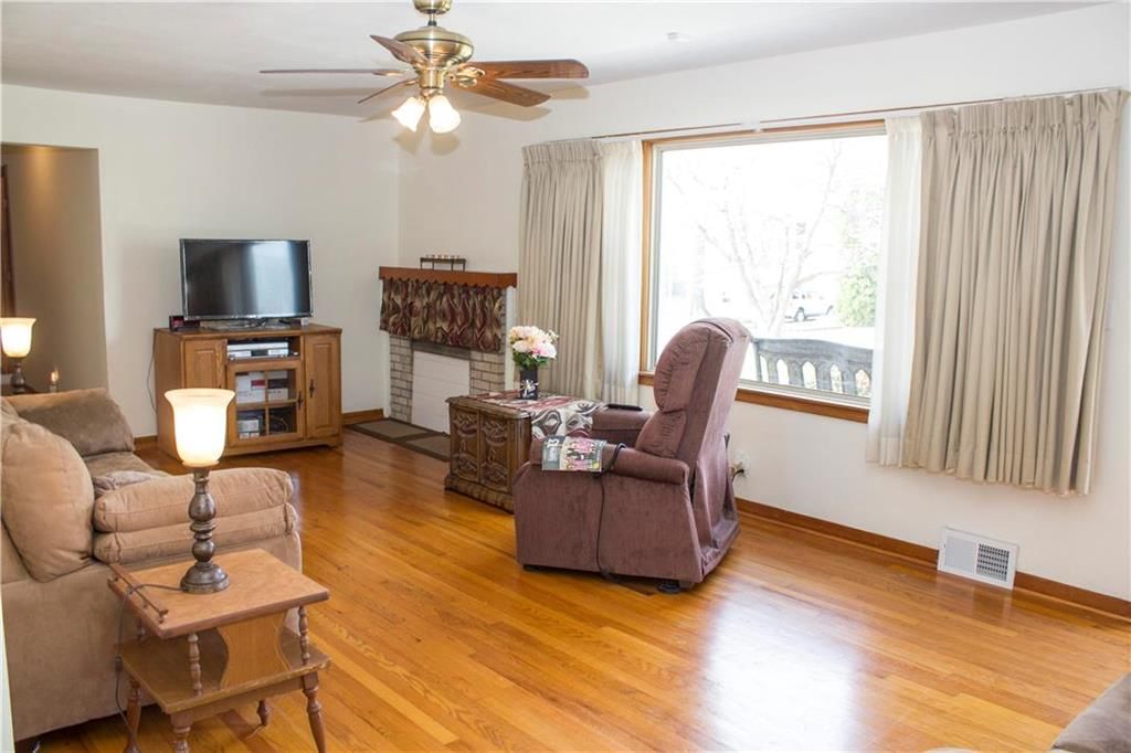 1101 NE Lindberg Drive — photo 11