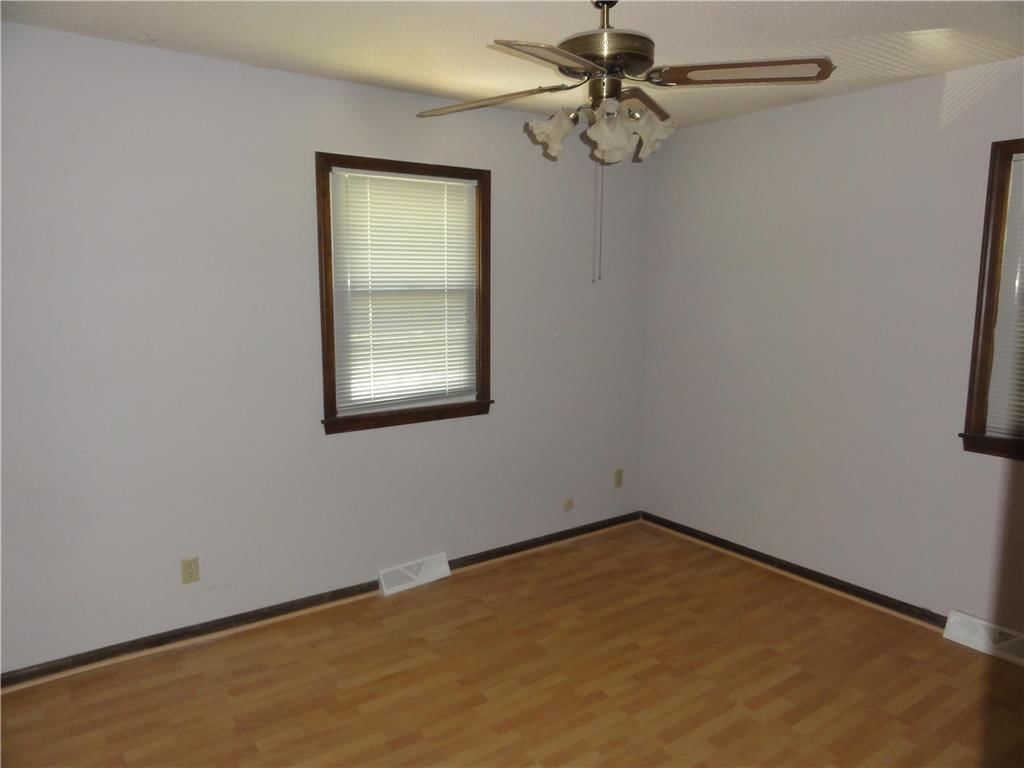 7420 NW Belvidere Parkway — photo 8