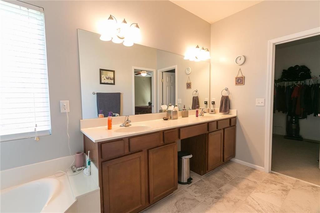 8827 NE 97th Street — photo 11