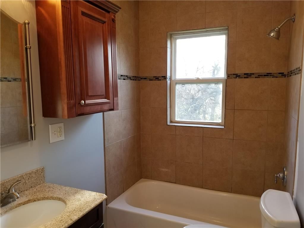 2206 S 39th Street — photo 11