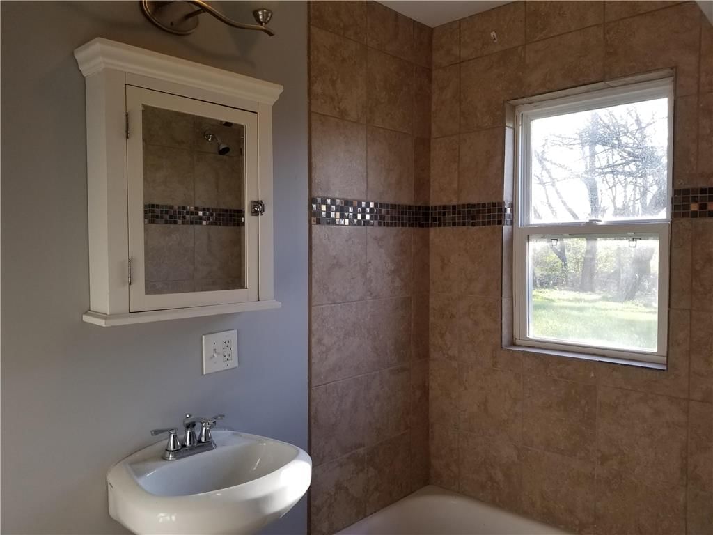 2206 S 39th Street — photo 13
