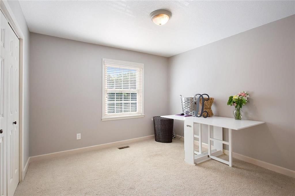 5716 N Polk Drive — photo 10
