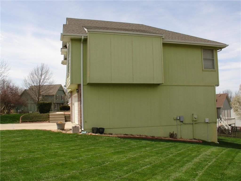 612 SW 15th Terrace — photo 5