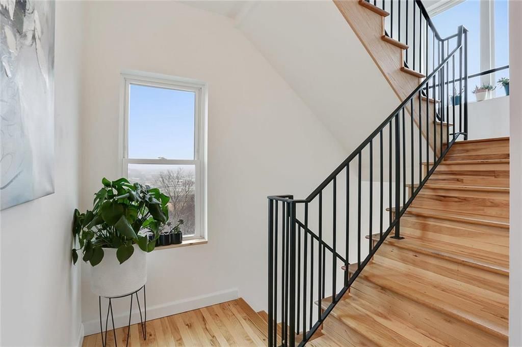 2119 Holly Street — photo 17
