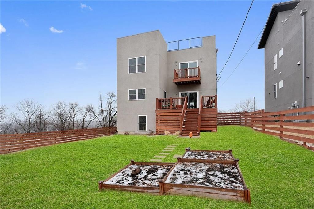 2119 Holly Street — photo 24