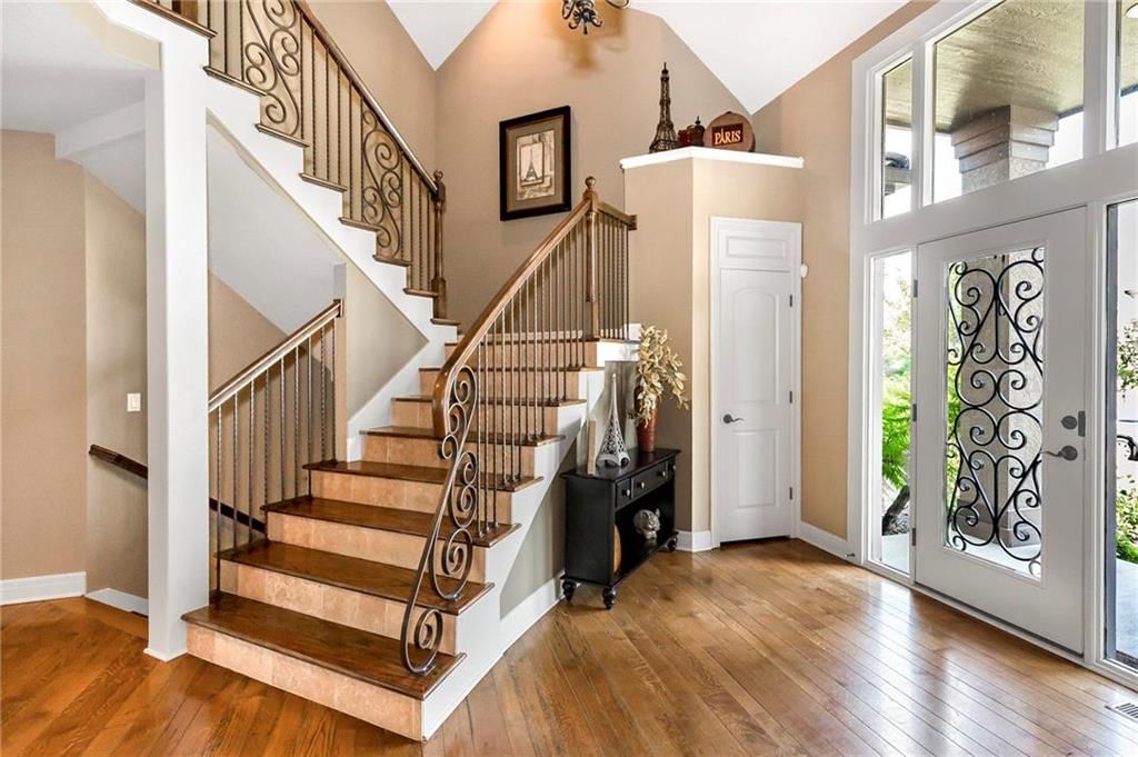 9700 Pickering Street — photo 16