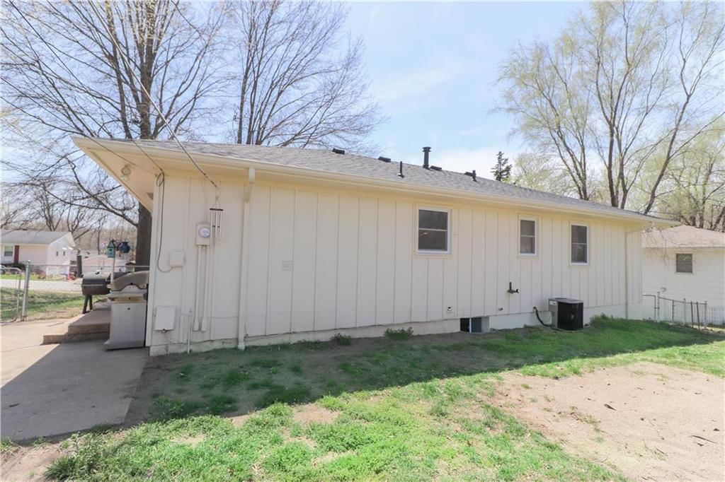 3600 NE 57th Street — photo 23