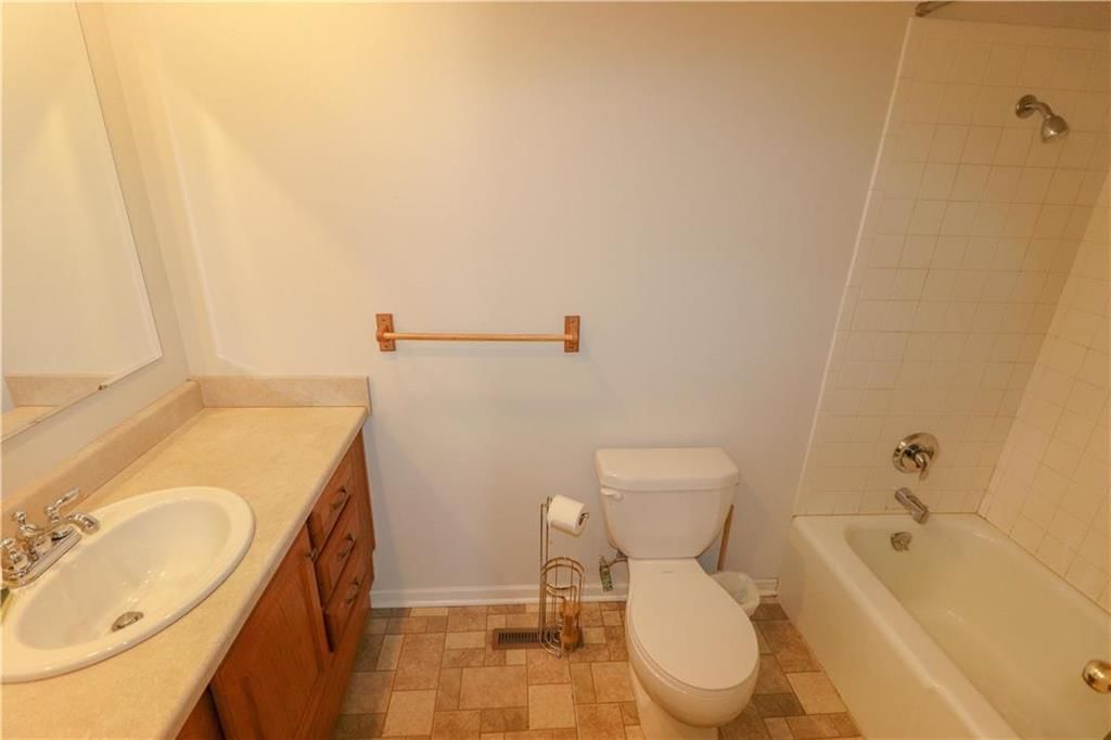 3600 NE 57th Street — photo 10