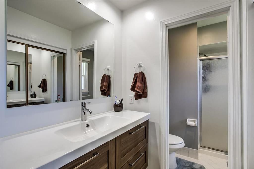 1214 NE BANNER Court — photo 13