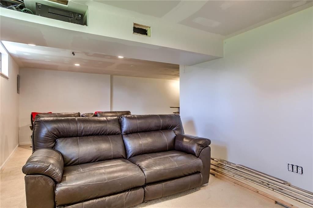 1214 NE BANNER Court — photo 21