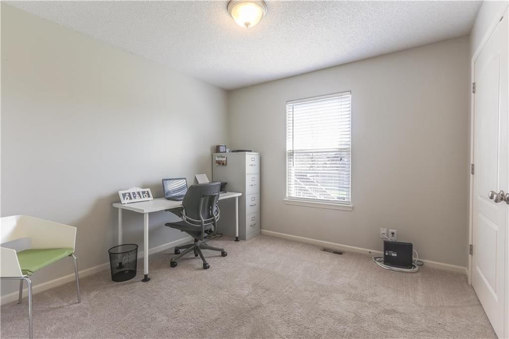 323 Eagle Glen Drive — photo 11