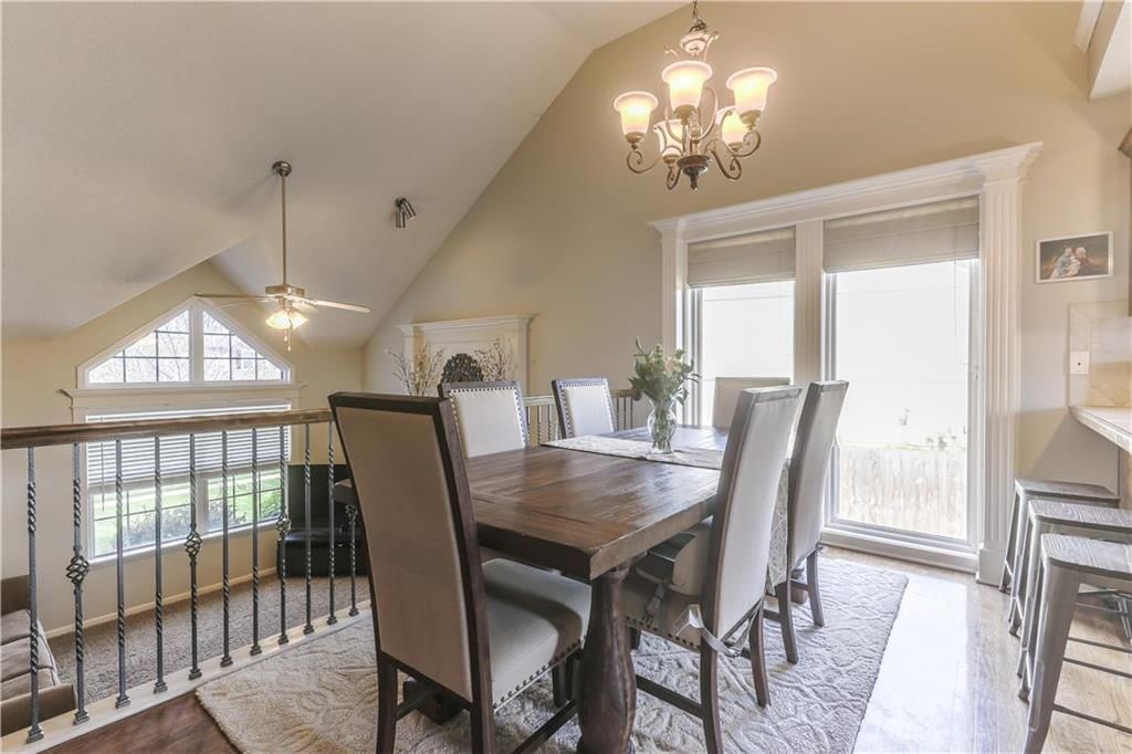 323 Eagle Glen Drive — photo 5